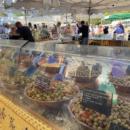 Apartman Climatise Avec Loggia Et Parking Proche Port - - Fr-1-226a-181 *